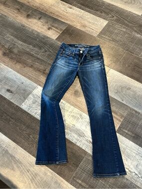 American Eagle Outfitters skinny kick size 0 Women's Dark Blue Flare Jeans